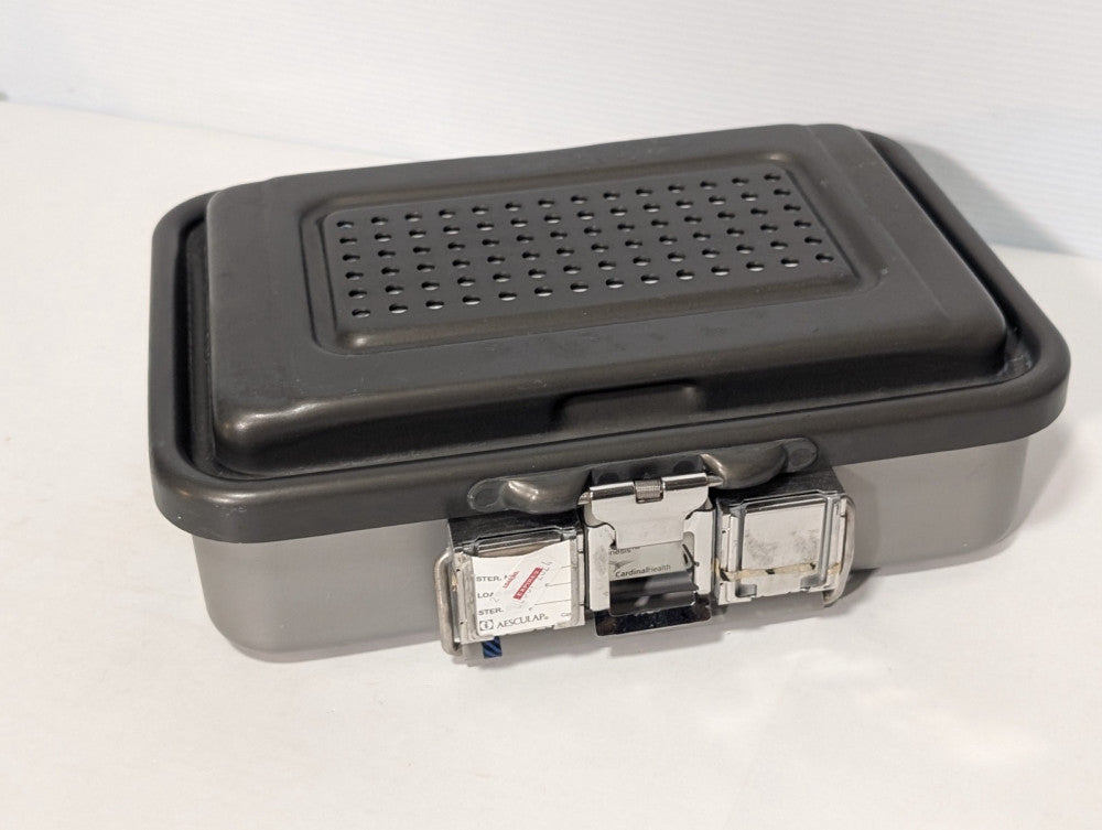 V. Meuller Genesis CD0-4XX Quarter-Length Sterilization Container