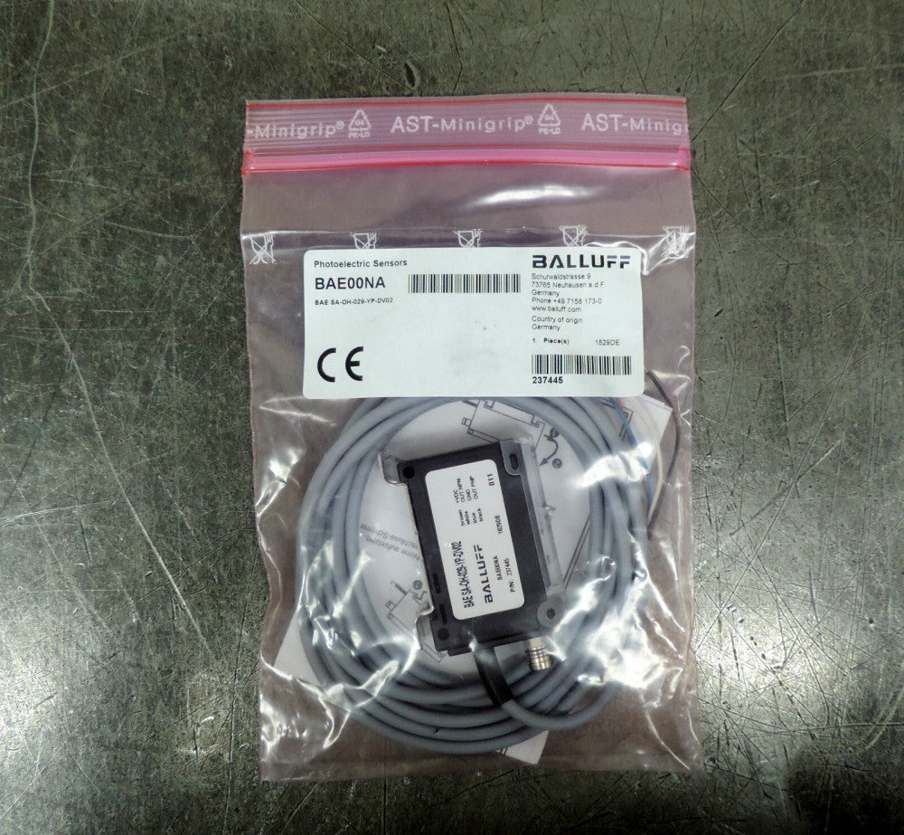 Balluff BAE00NA Photoelectric Sensor BAE SA-OH029-YP-DV02