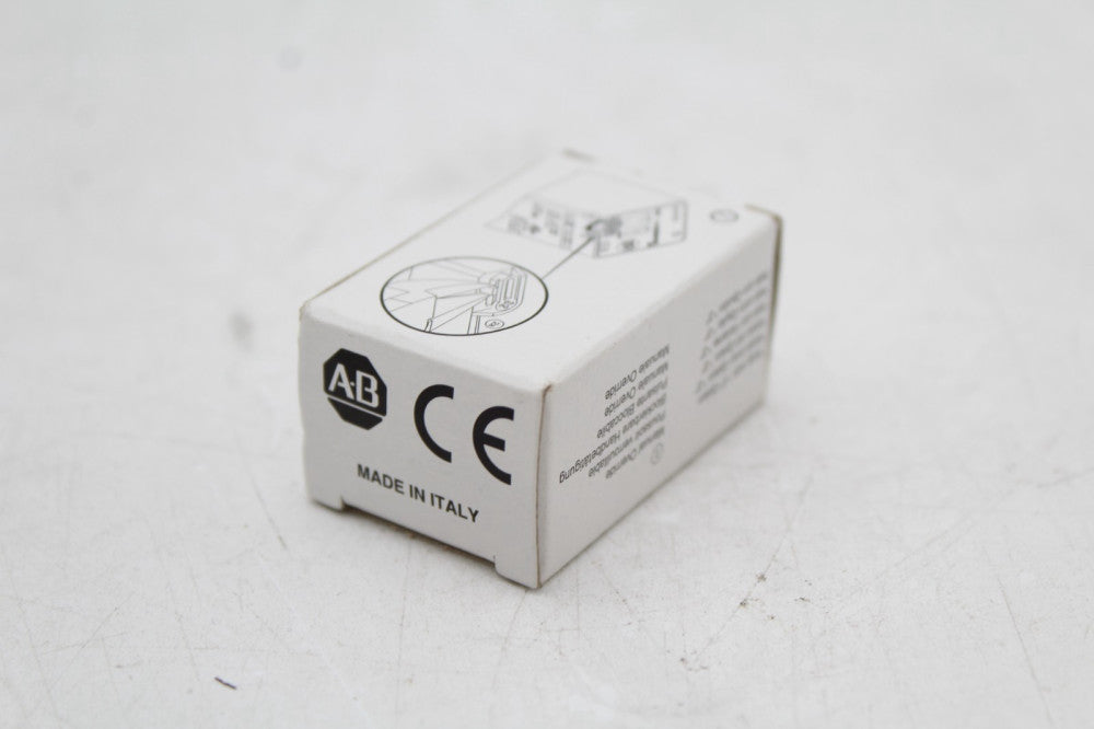 Allen-Bradley 700-HC14Z24 General Purpose Miniature Relay