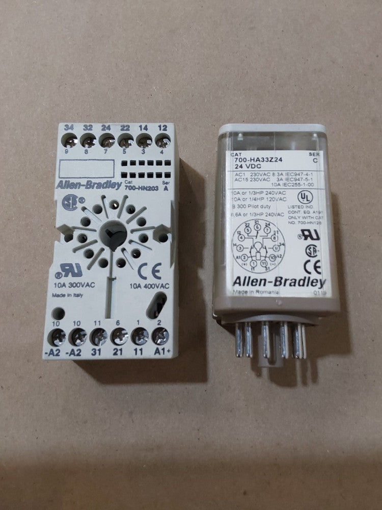 Allen Bradley 700-HA32Z24 Relay 700HA32Z24 Series C With AB 700-HN203 Series A