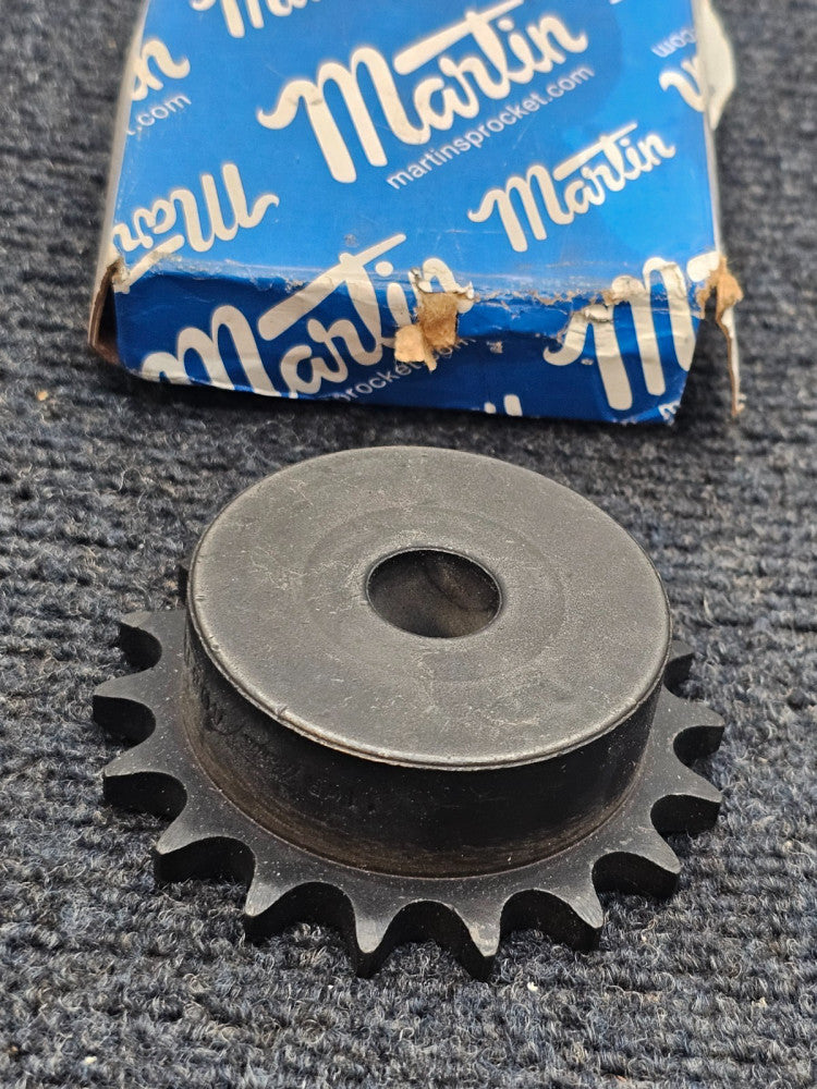 (QTY 2) Martin 40B18 Stock Bore Sprocket #40, 5/8" Bore 18 Teeth Steel