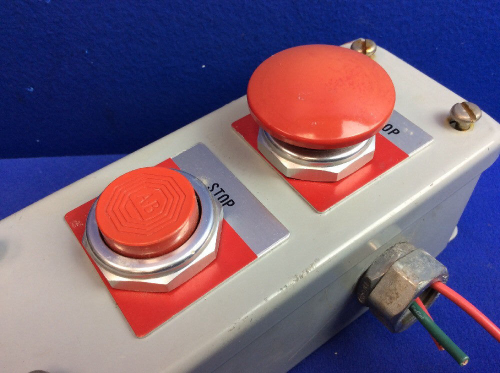 ALLEN BRADLEY 800T-D & 800T-B PUSH BUTTON SWITCHES With HOFFMAN ENCLOSURE