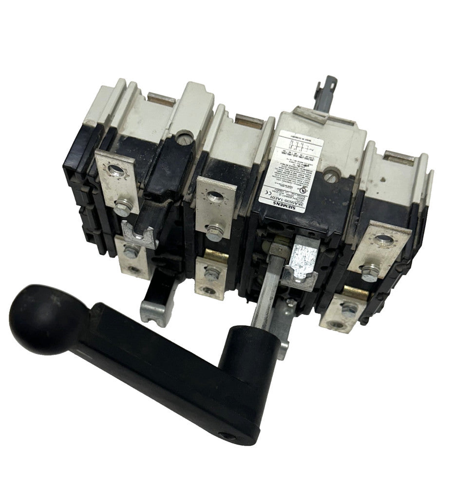 SIEMENS 3KA5530-1AE01 DISCONNECT SWITCH 250A 690V 3-POLE