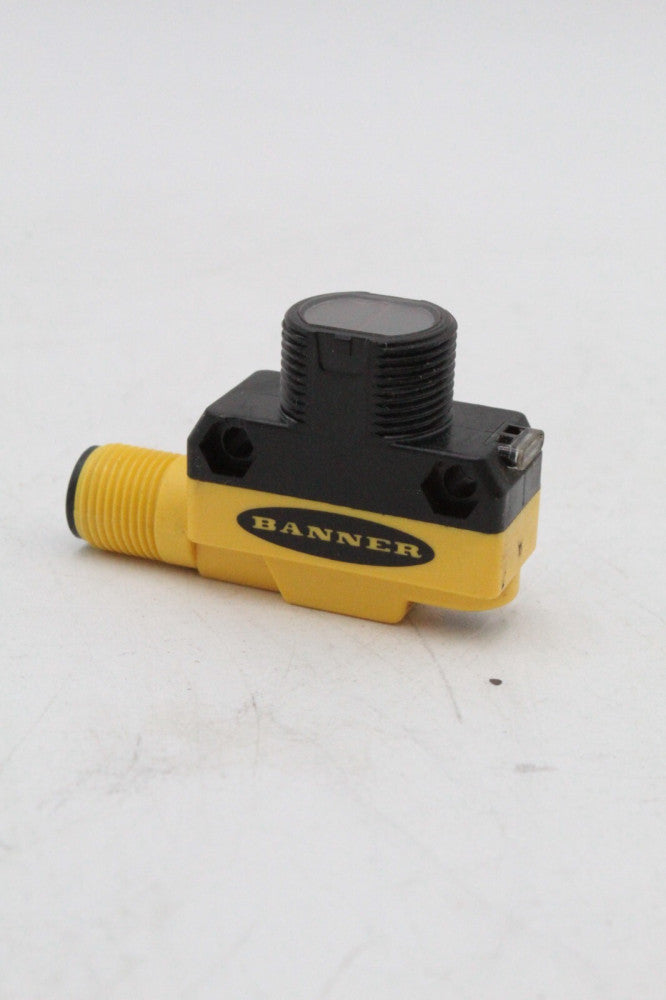 Banner QS18VP6LPQ8 Polizarized Retro Sensing Photoelectric Sensor