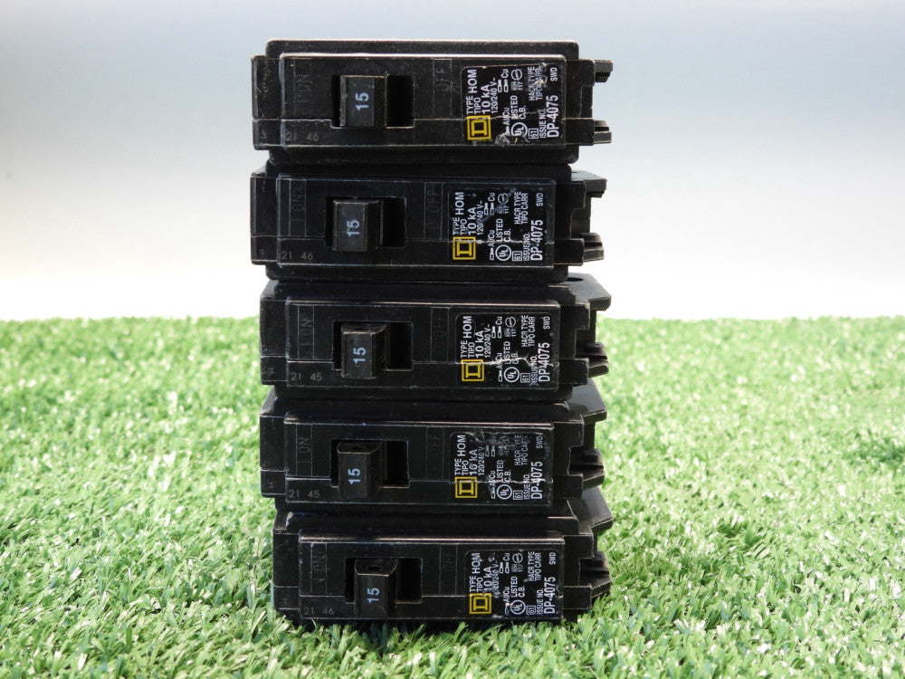 (Lot of 5) Square D HOM 15A 120/240V 1P 15 AMP HOM115 Plug-in Mount