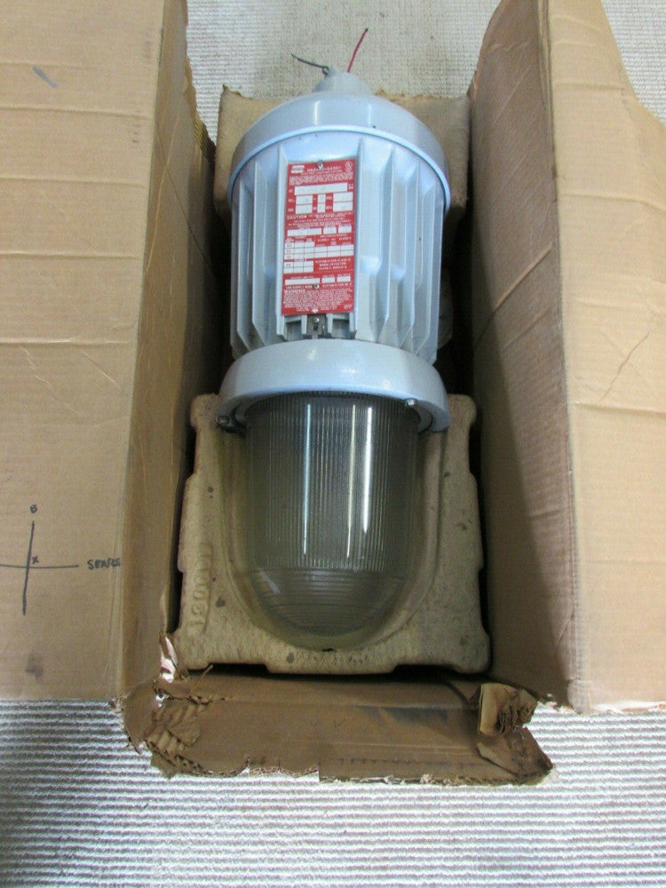 CROUSE-HINDS EVMA93400/120 , HAZARD GARD LIGHT FIXTURE, 400W/120V, MAKE OFFER!