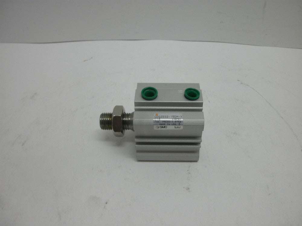 SMC CDQ2B32-15DM-XC18 COMPACT CYLINDER 32mm BORE 15mm STROKE 1.0MPa NEW NO BOX