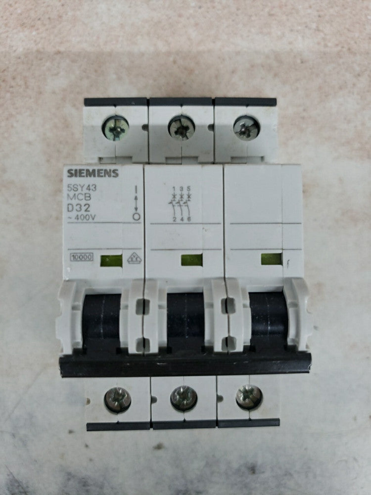 New Siemens 5SY43-MCB-D32 3P Circuit Breaker