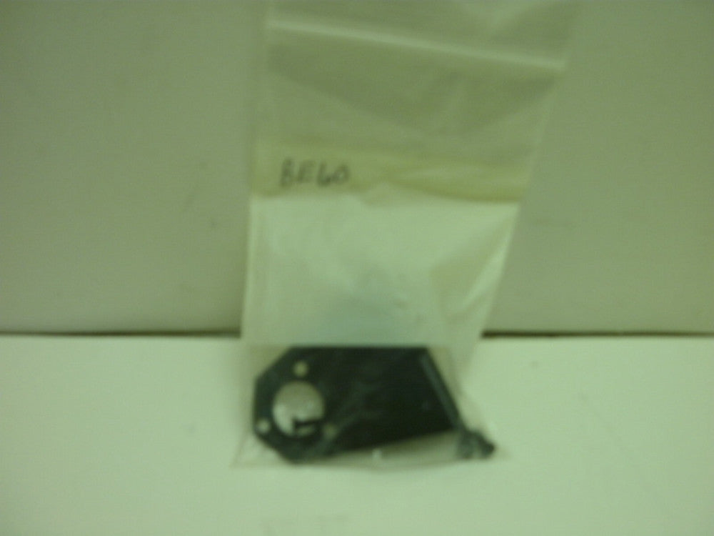 SMC BE60 BRACKET AMC610 (B) COMES WITH 3 SCREWS NEW NO BOX