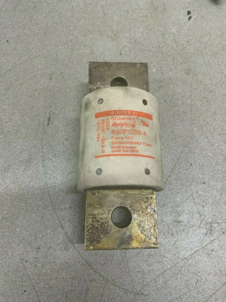 NEW NO BOX GOULD FUSE A50P1200-4