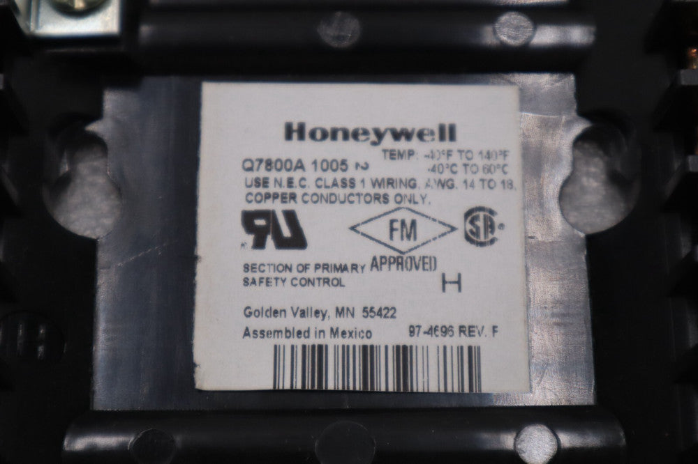 HONEYWELL Q7800A 1005 UNIVERSAL WIRING SUBBASE-PANEL MOUNT STOCK H243A