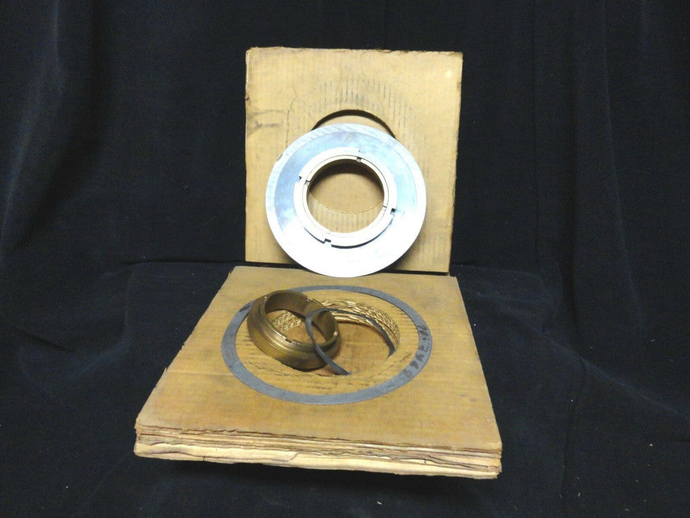 New OLD Stock YORK OIL SEAL - PN: 64-943, 064-02915 - NEW in Original BOX