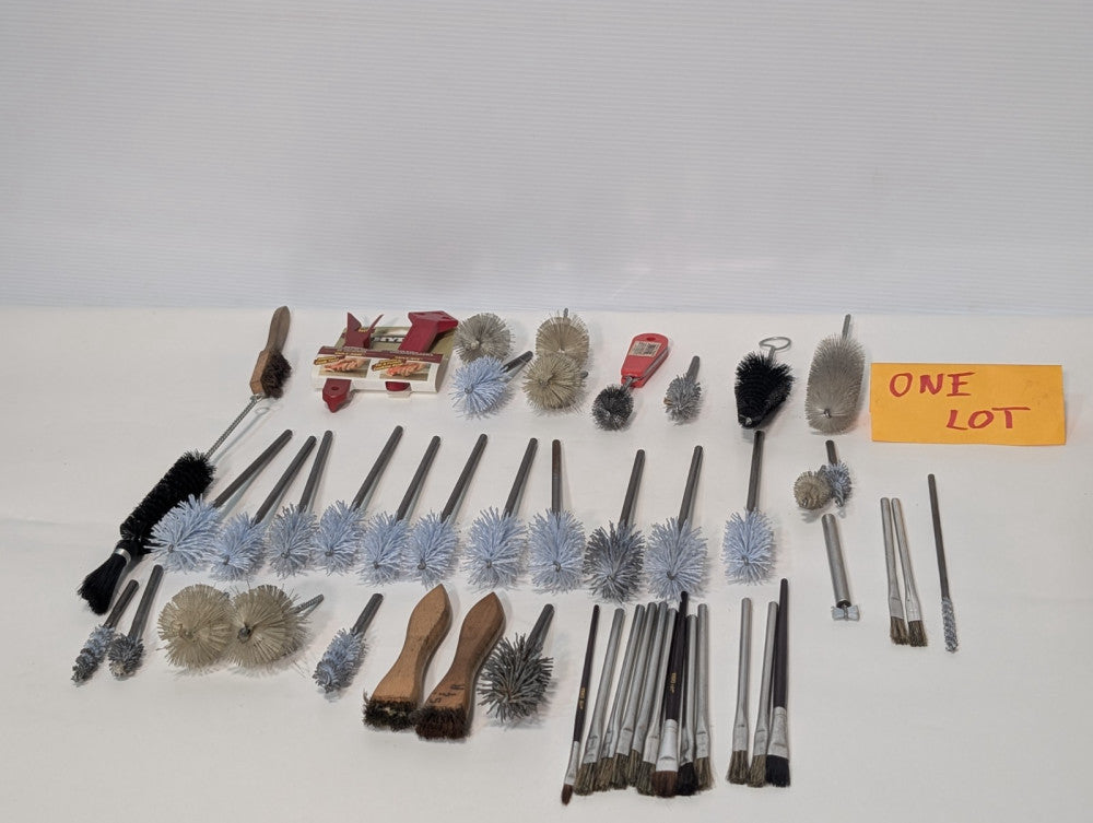 Lot of 45+ Bottle & Tube Brushes, Cleaning & Paint Brushes, Pre Owned, As Shown