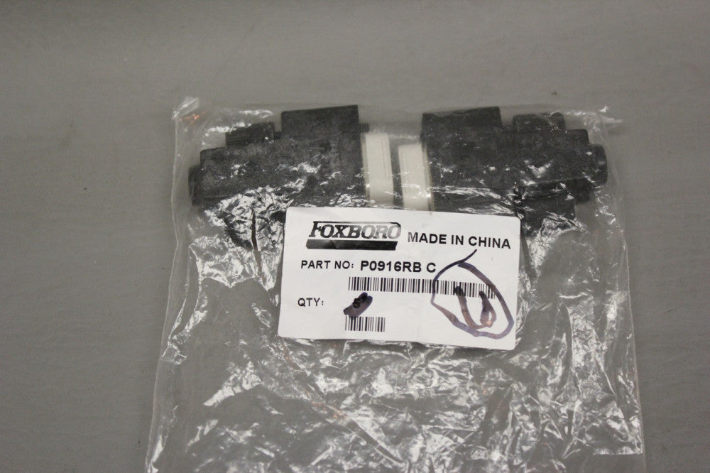 2 AMP P0916RB-C FOXBORO Fieldbus Baseplate