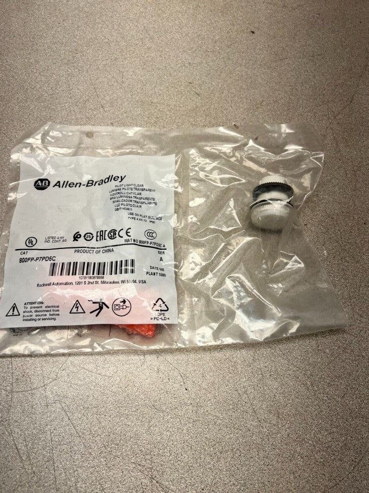 NEW IN BAG ALLEN BRADLEY PILOT LIGHT 800FP-P7PD5C SERIES A