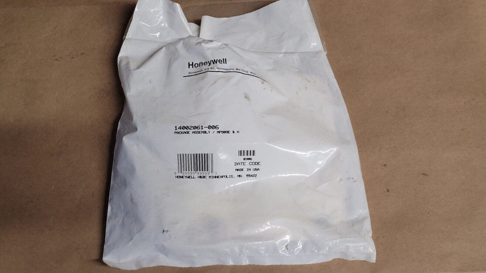 Honeywell 14002061-006 Package Assembly MP909E & H Damper Actuator Arm