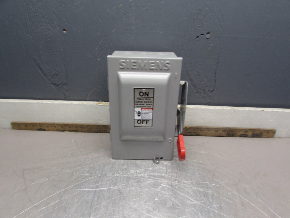 SIEMENS HNF361 HEAVY-DUTY SAFETY SWITCH 30A/600V/3P/60HZ,NEW! MAKE OFFER!