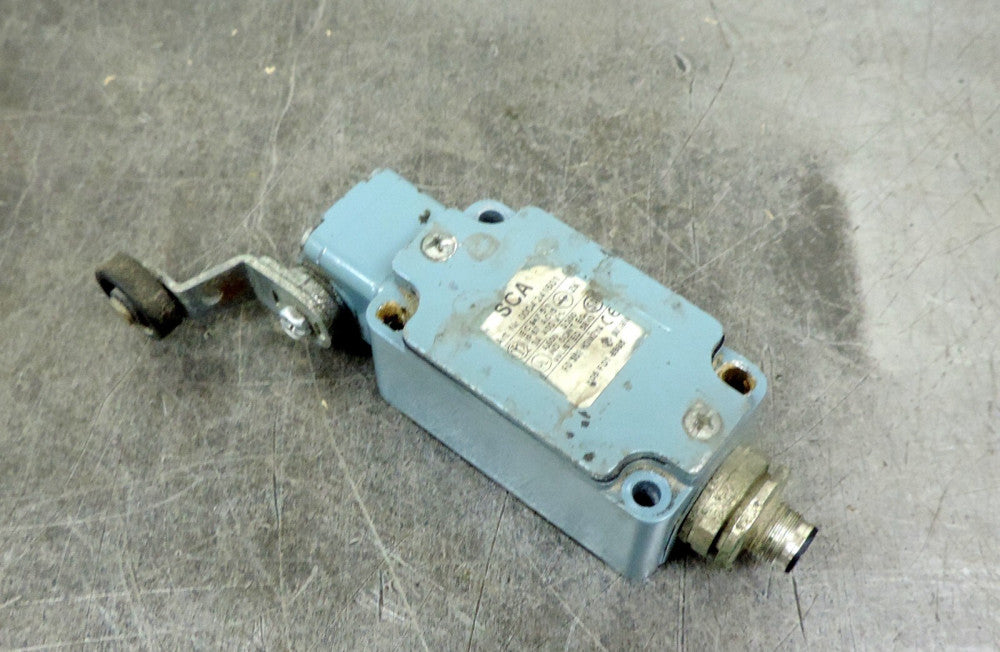 SCA 0004.241601 Roller Lever Limit Switch