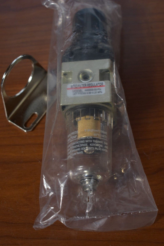 STC AW2000-02-P30 1/4" NPT, 19 SCFM Filter Regulator (1/8" NPT Gauge Port)