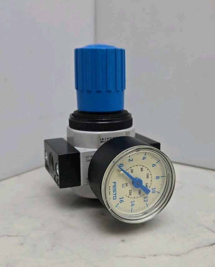 Festo LR-1/4-D-MINI-N & LR-D-MINI Regulator With Gauge 0-16bar 0-220 Psi Used