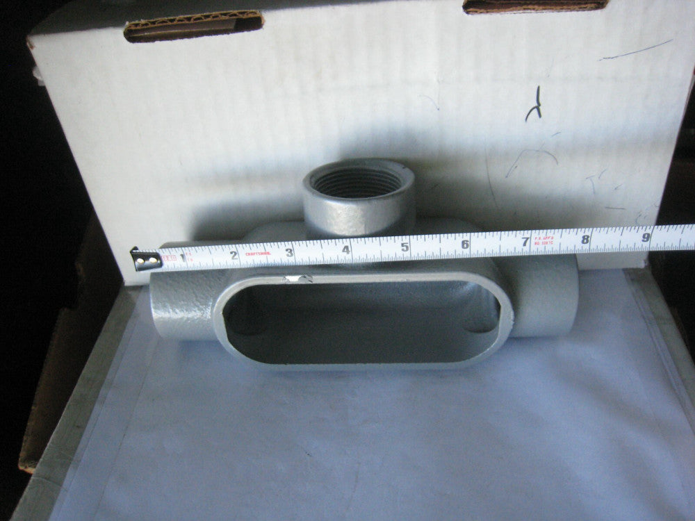 HUBBELL KILLARK Conduit Outlet Body,Iron,1-1/4 In., T47, Gray FREE SHIPPING