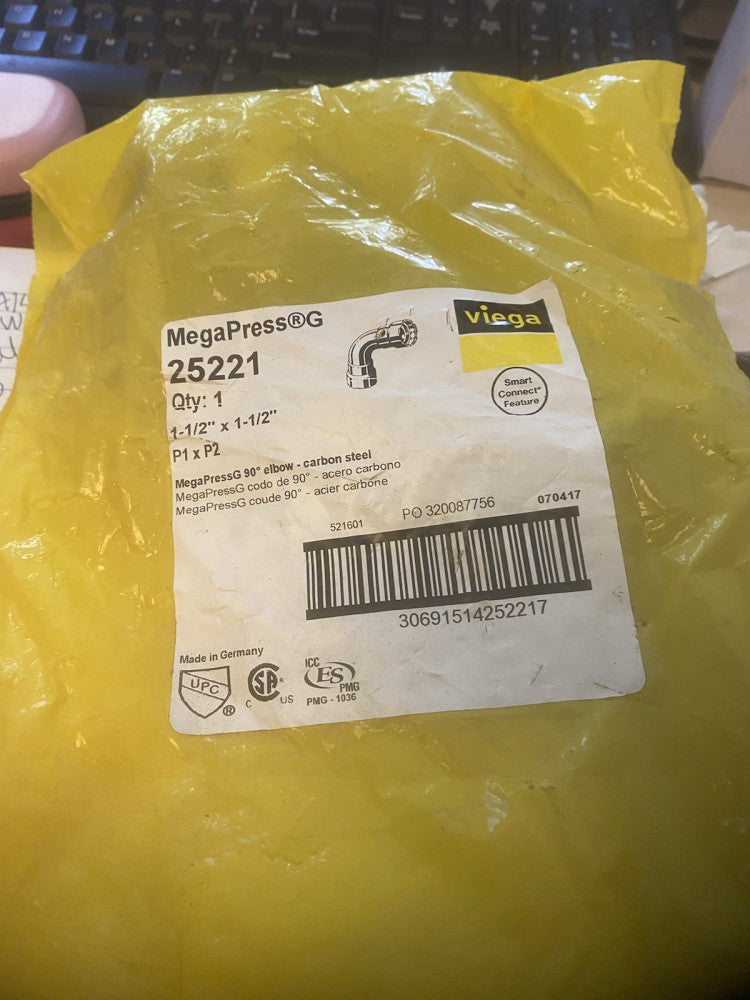 BRAND NEW 1 pc Viega 25221 1-1/2" x 1-1/2" MegaPress G 90 Elbow