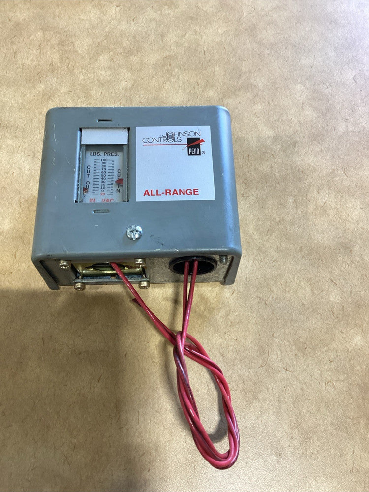 JOHNSON CONTROLS P70AA217 SWITCH