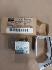 NEW Dayton 3A440 Solenoid Coil 120 Volts AC 50/60Hz Spade Class F
