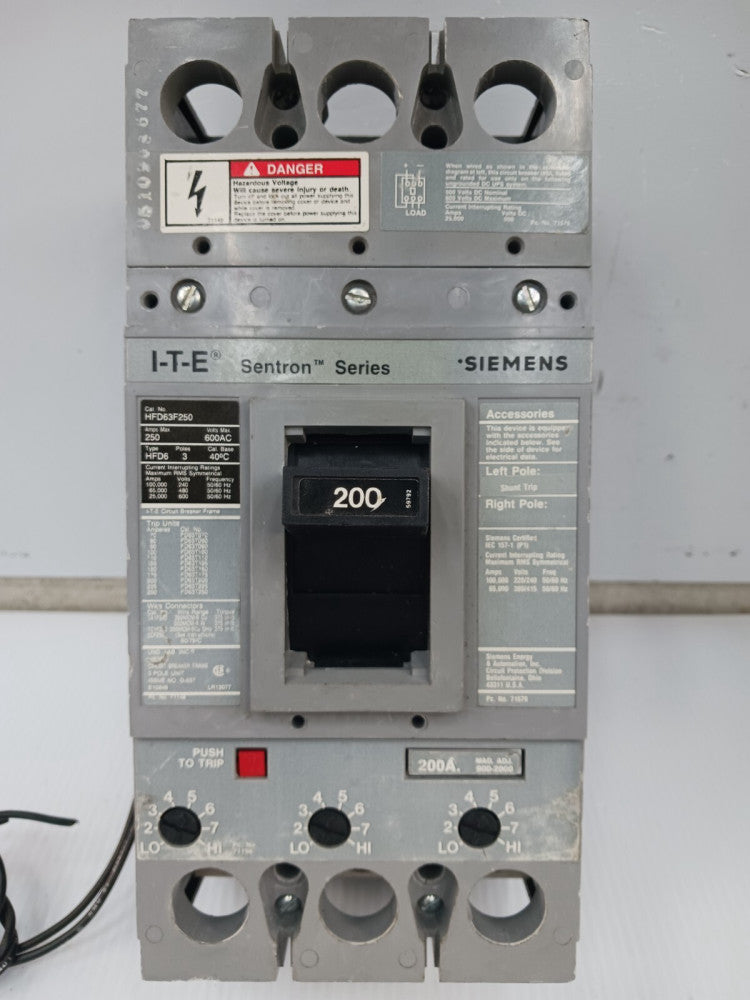 Siemens Sentron 200 Amp Circuit Breaker 3 Pole 600 VAC HFD63F250 W/ Shunt Trip