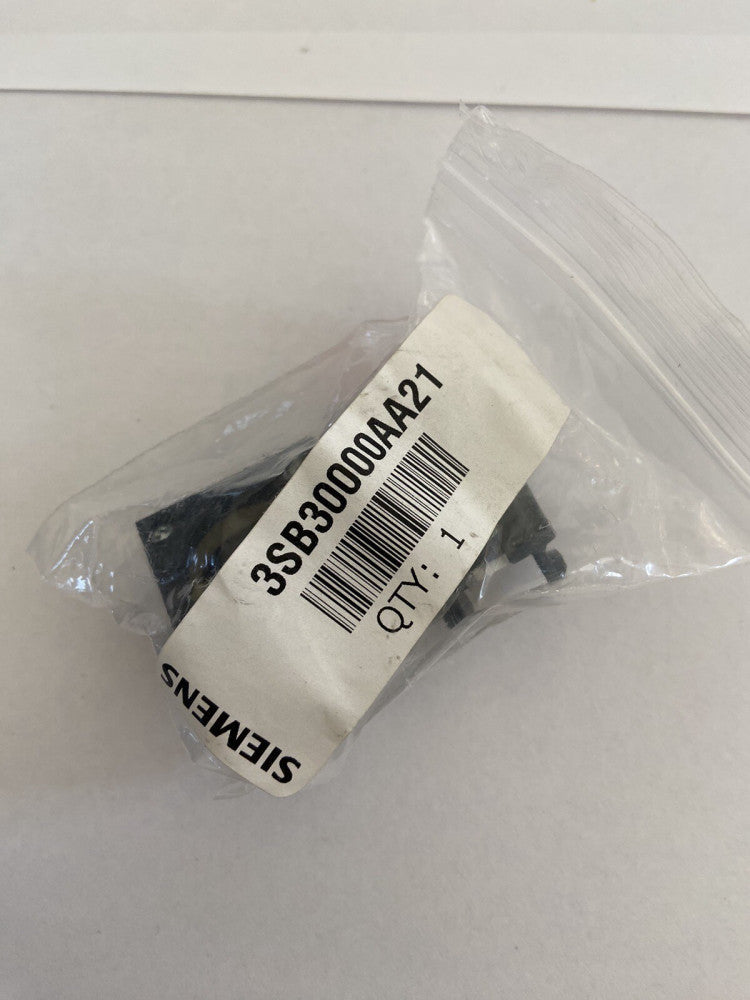 NEW Siemens 3SB3000-0AA21, Illuminating Push Button