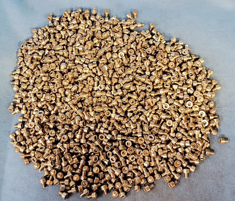SOCKET HEAD CAP SCREW M4-0.7 X 5MM STAINLESS STEEL **LOT OF 1140**