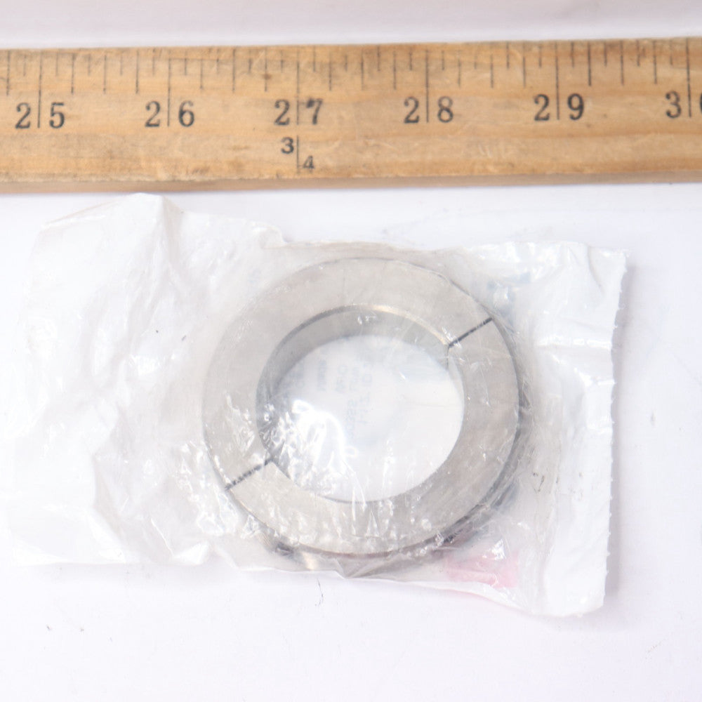 Two-Piece Split Clamp Type Shaft Collar with Set Screw 1-1/2" 8S108R