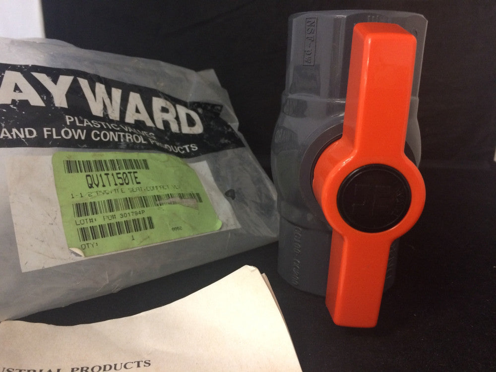 NEW HAYWARD QV1T150TE THREADED GRAY COMPACT PVC BALL VALVE, 1 1/2 INCH