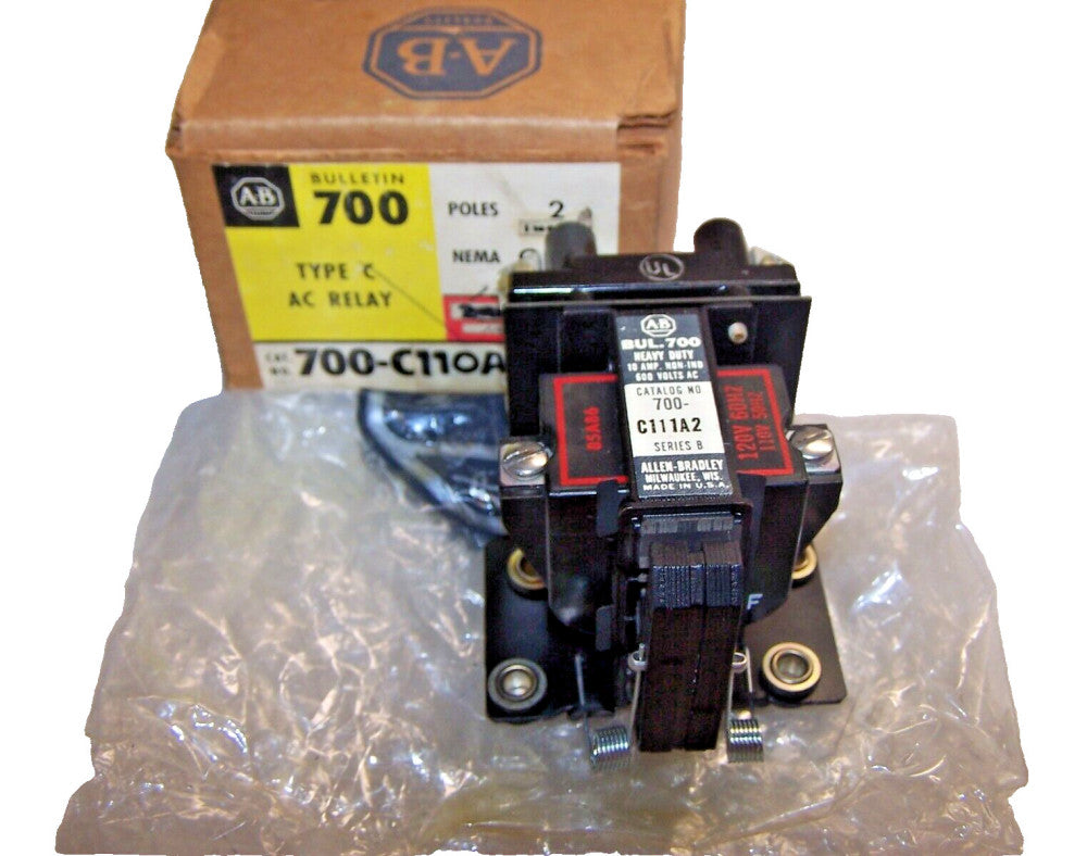 NEW ALLEN BRADLEY 700-C111A2 AC RELAY 2 POLE 120 VAC COIL