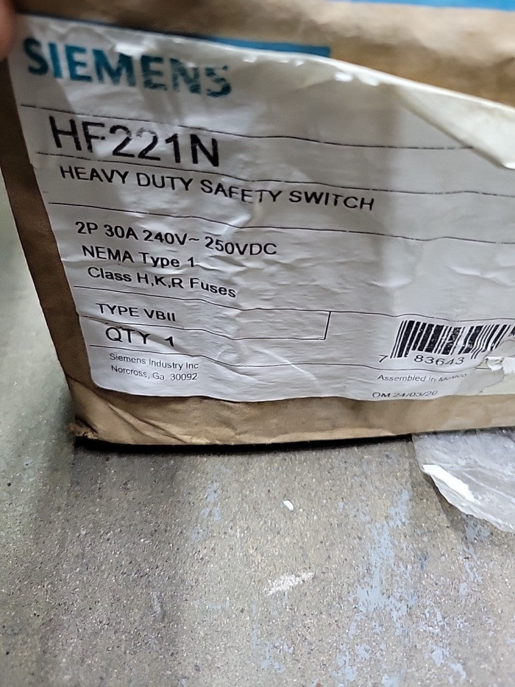 NEW! SIEMENS - HF221N - 30 AMP, 240 VOLT, 3W, 1Ø DISCONNECT (FUSIBLE)