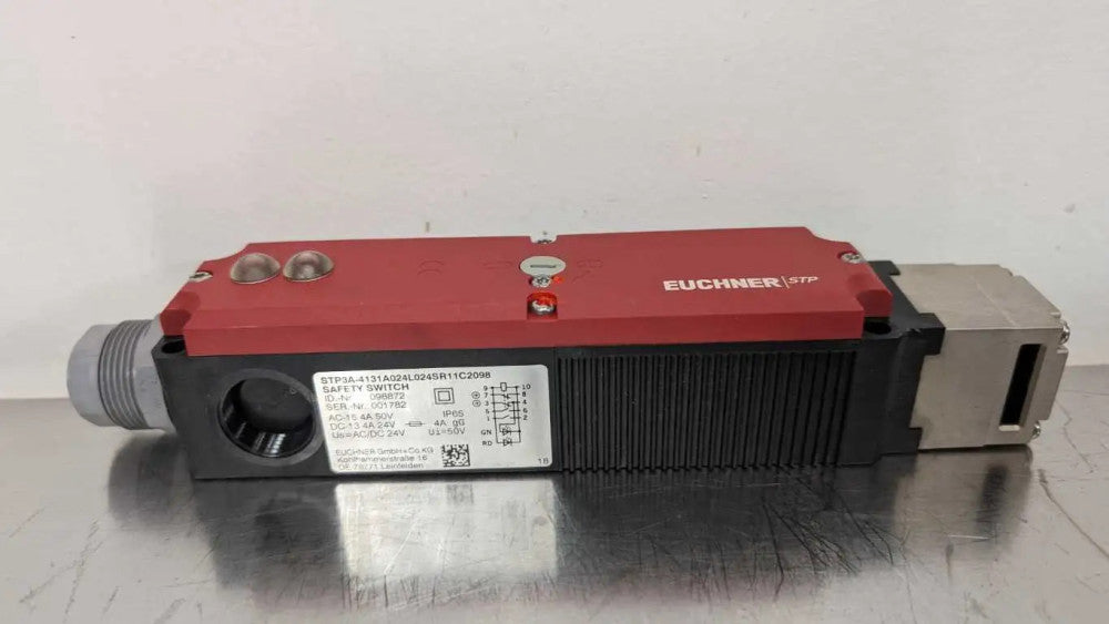 Euchner STP3A-4131A024L024SR11C2098 Interlock Safety Switch 098872 AC/DC