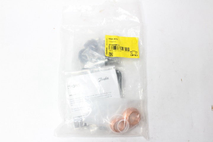 Dan Foss Hardware Bag 510058P10