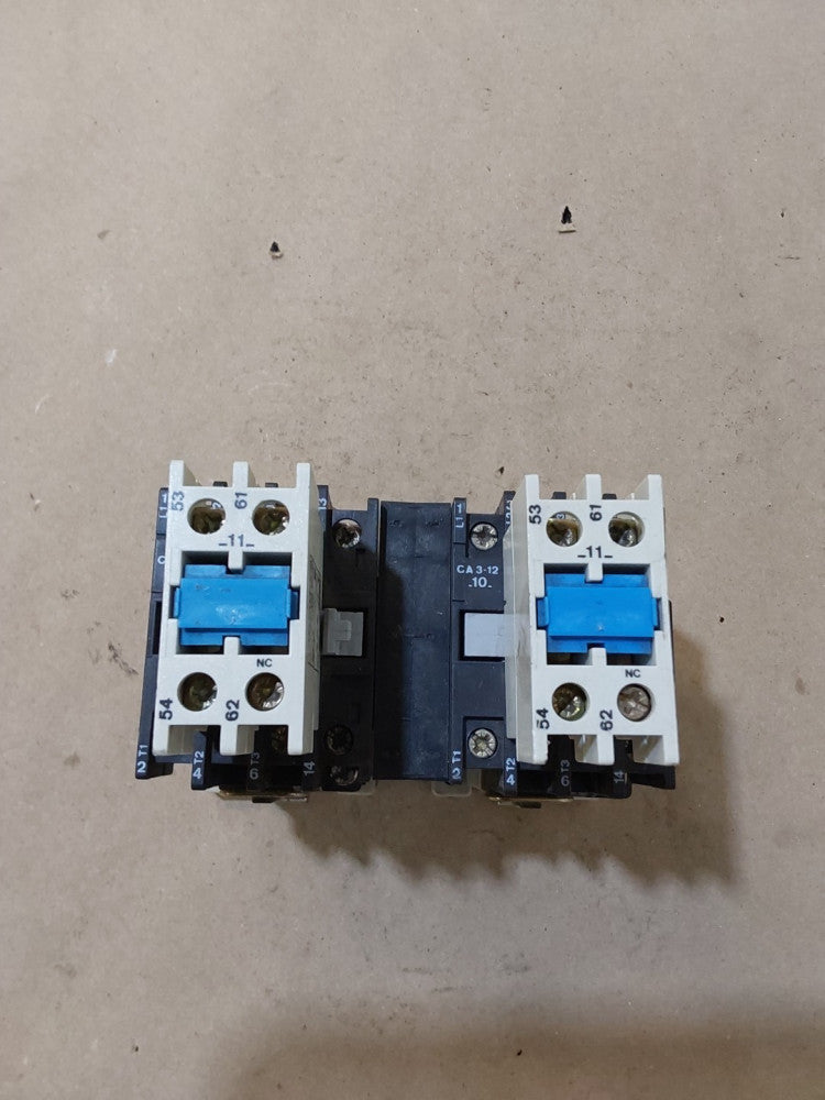 ABB CA3-12-10 REVERSING CONTACTOR W/ (2) CA3-P CONTACT BLOCK W/ CA3-9...72