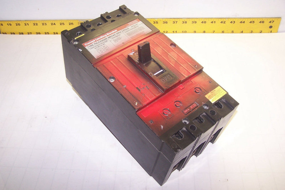 GE 200 AMP CIRCUIT BREAKER 480 VAC 3 POLE W/ 200A TRIP THLC234200