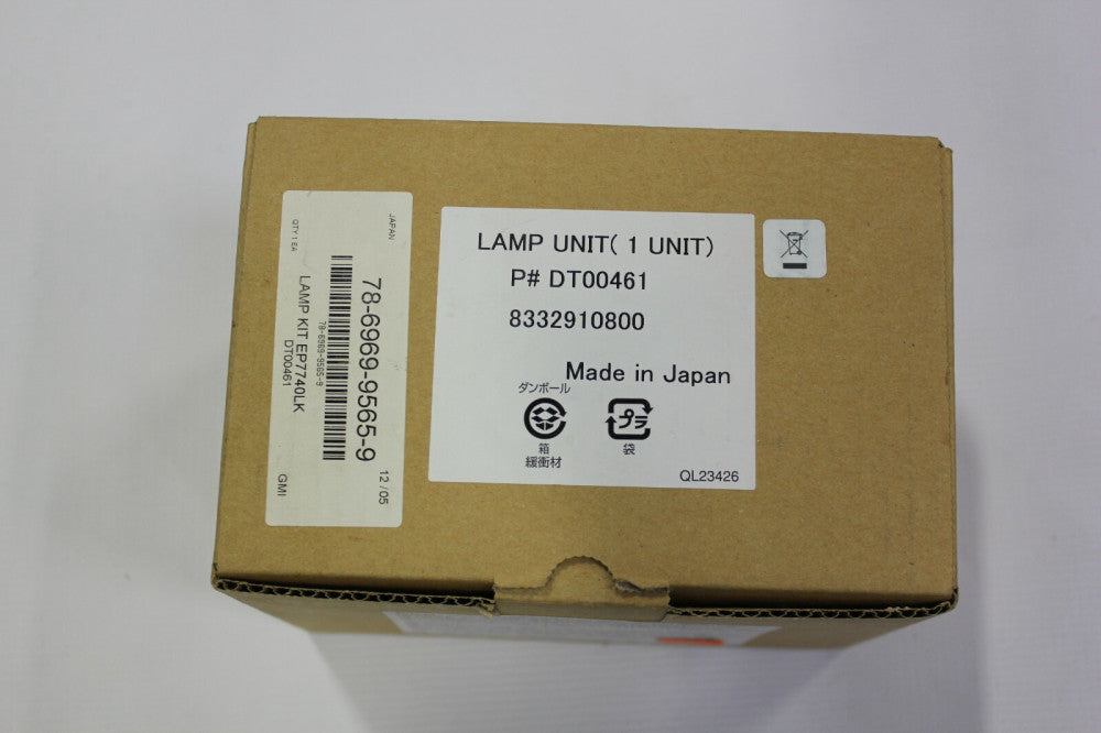 Replacement Lamp DT00461 Hitachi Projector