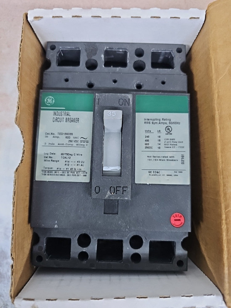 New Take Out General Electric TED136035 Molded Case Circuit Breaker 3P 35a 600V