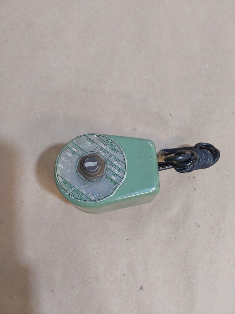 NEW GENUINE ASCO 822321 SOLENOID VALVE BRASS 1/4" NPT 10-400 PSI