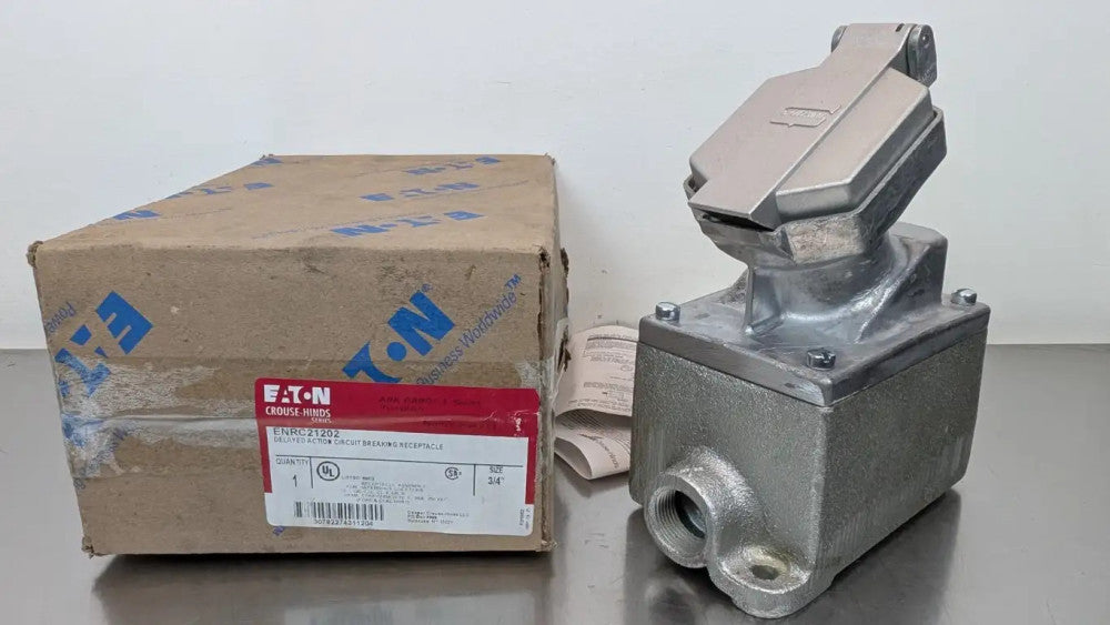 Eaton ENRC21202 Delayed Action Circuit Breaker Receptacle CROUSE-HINDS 3/4" 6-20