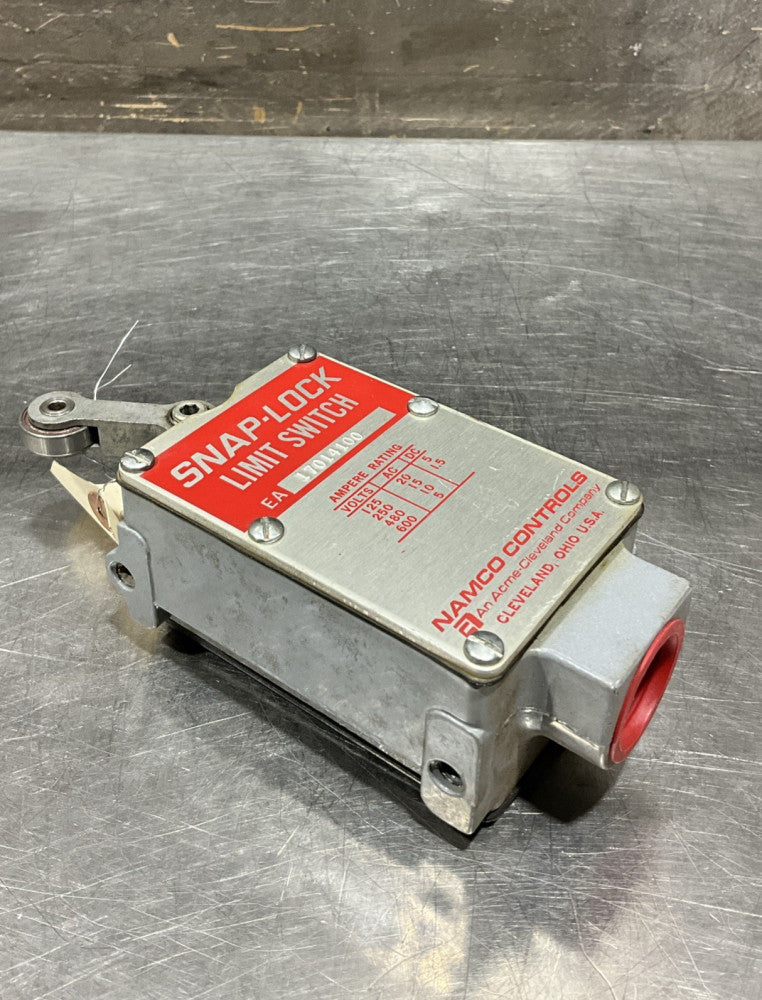 NEW NAMCO SNAP-LOCK EA-17014100 LIMIT SWITCH