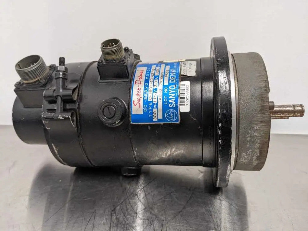 Sanyo Denki C-160T-4002E52 DC Servo Motor 2000 RPM 115 3.3 300
