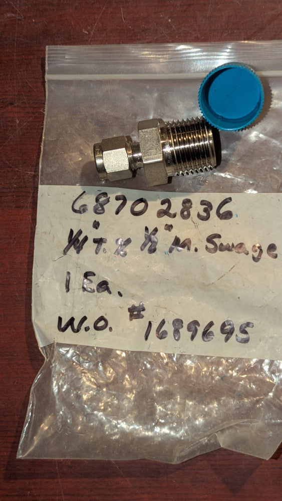 Swagelok SS-200-1-8 Reducing Adapter 1/8" Tube - 1/2" MNPT NOS