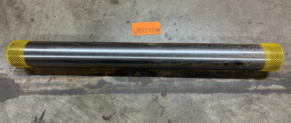 UNBRANDED STEEL CYLINDER LENGTH: 39" OUT.DIAMETER: 3-13/16 INS.DIAMETER: 3-3/8"
