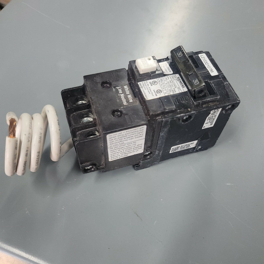 new no box SIEMENS QPF230 30A 120/240V UNMP
