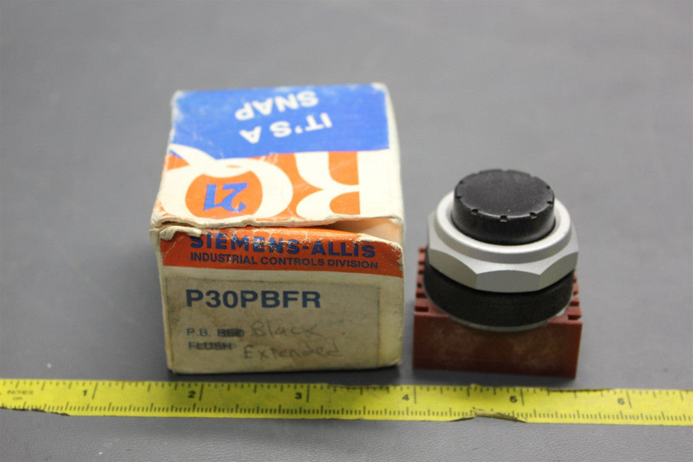 SIEMENS ALLIS BLACK EXTENDED PUSHBUTTON P30PB (S24-1-53)