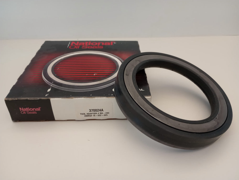 National 370024A Oil Seal Rear Wheel Seal 3.875" ID X 5.516" OD X .875" Width